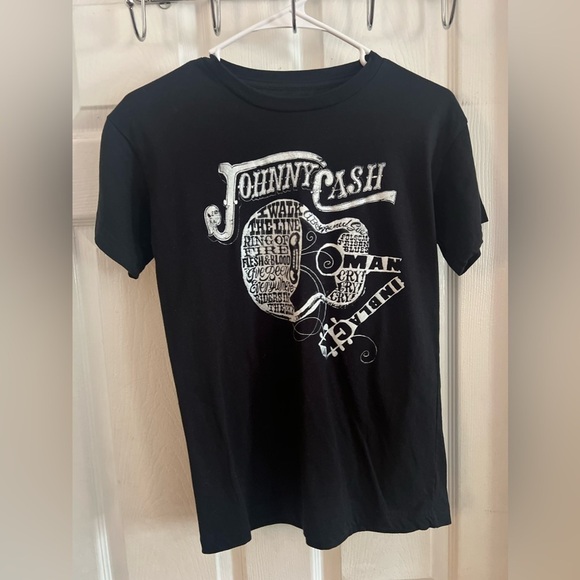 Johnny Cash Man In Black Broken Guitar Official Merchandise T-shirt Men’s Small - Picture 1 of 6